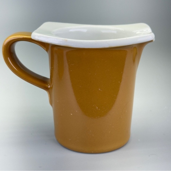 Vintage MCM Hall Creamer and Sugar Set - Picture 5 of 12